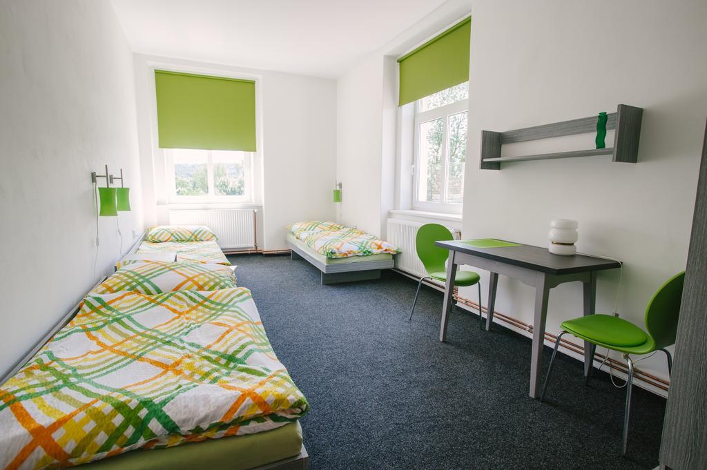Guest House U Zlateho Jelena Žinkovy 部屋 写真