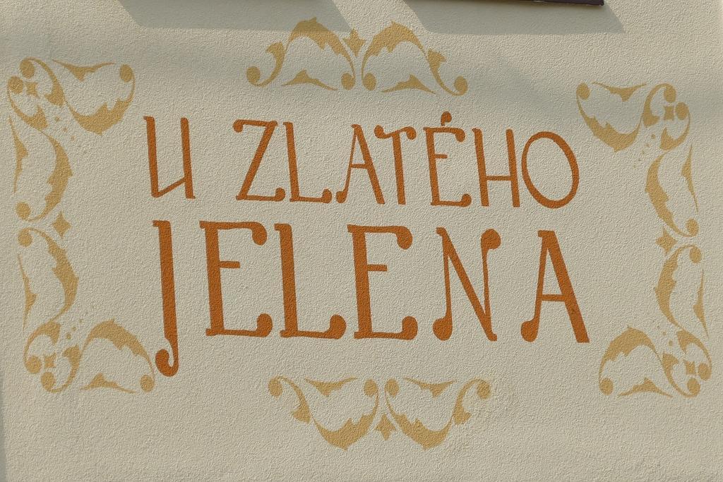 Guest House U Zlateho Jelena Žinkovy エクステリア 写真